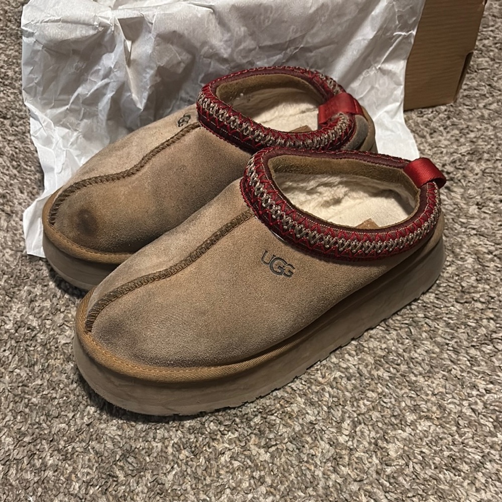 UGG Brown Slip-On Shoes with Red Accents